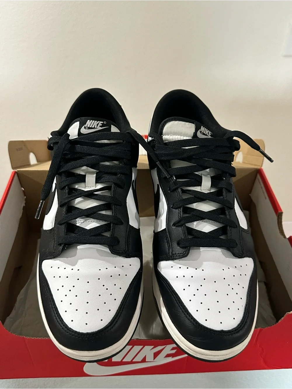 Nike Dunk Low - Black & White (Panda)